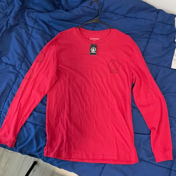 NWT Volcom long sleeve tee - Picture 1 of 4